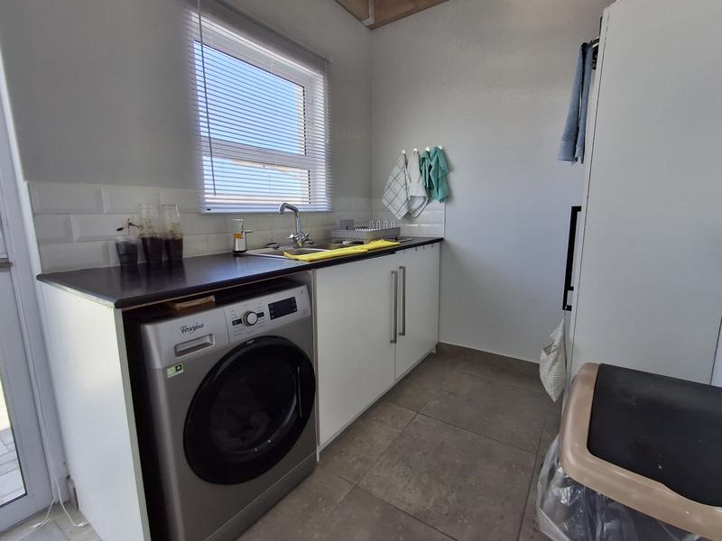 2 Bedroom Property for Sale in Lampiesbaai Western Cape